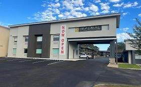 Imperial Suites, Adults Only